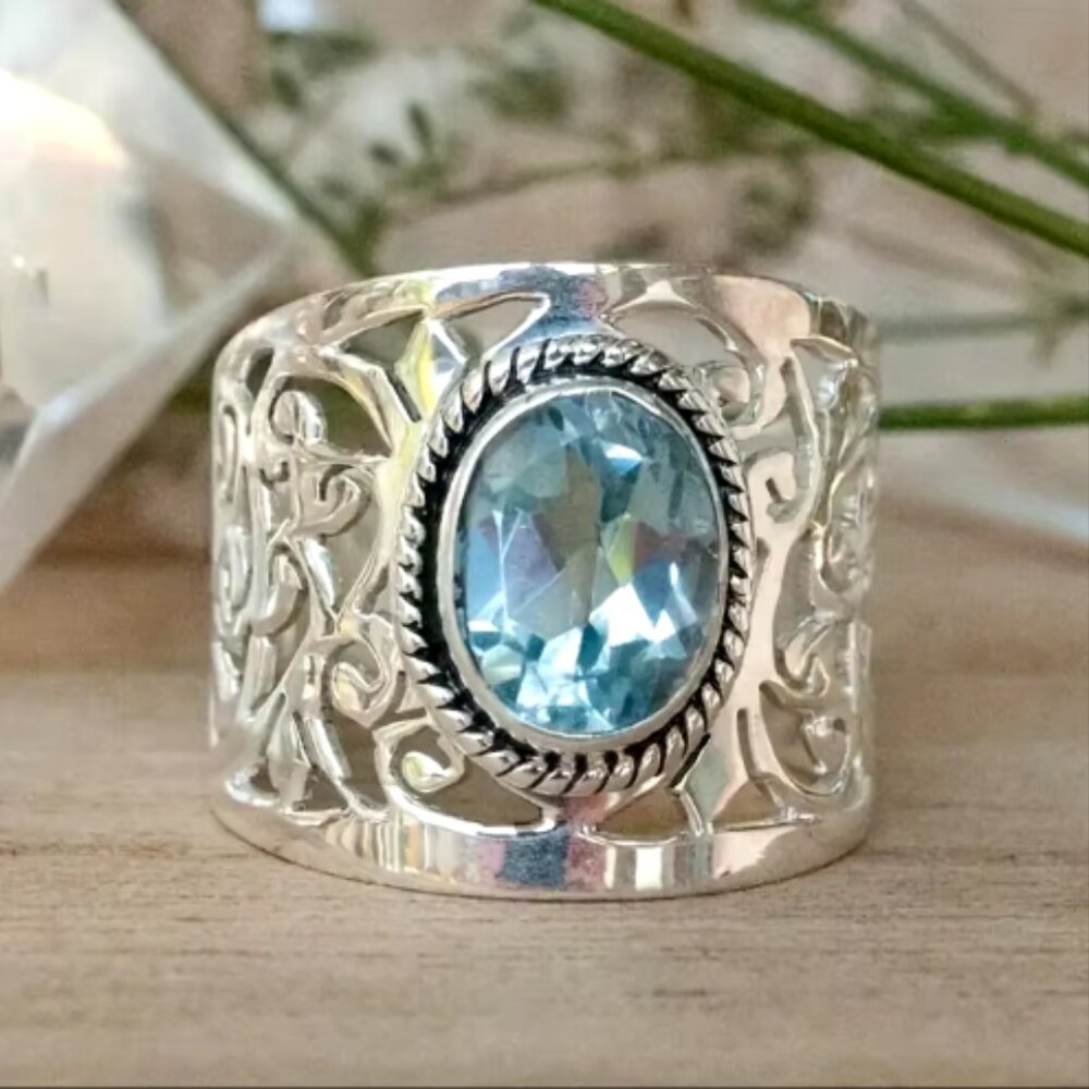 Silver Tone Wide Band Cutout Blue Stone Ring Statement Size 7